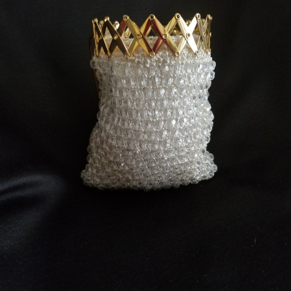 Vintage crocheted beaded handbag with snake chain - Picture 3 of 6